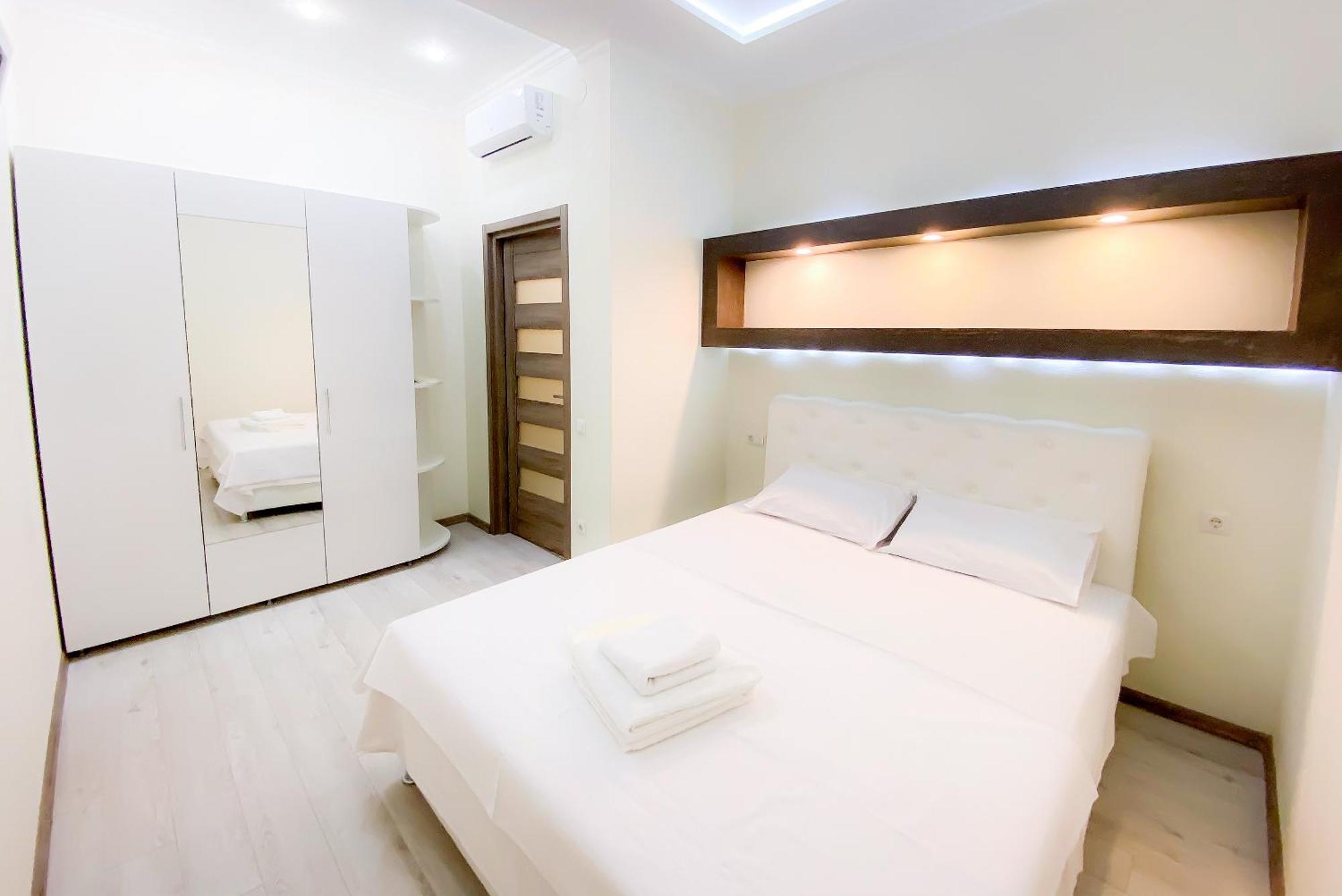 Apartment On Haharinske Plateau 5B โอเดสซา ภายนอก รูปภาพ
