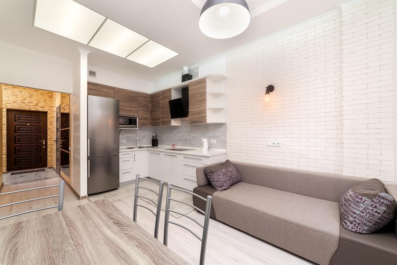 Apartment On Haharinske Plateau 5B โอเดสซา ภายนอก รูปภาพ