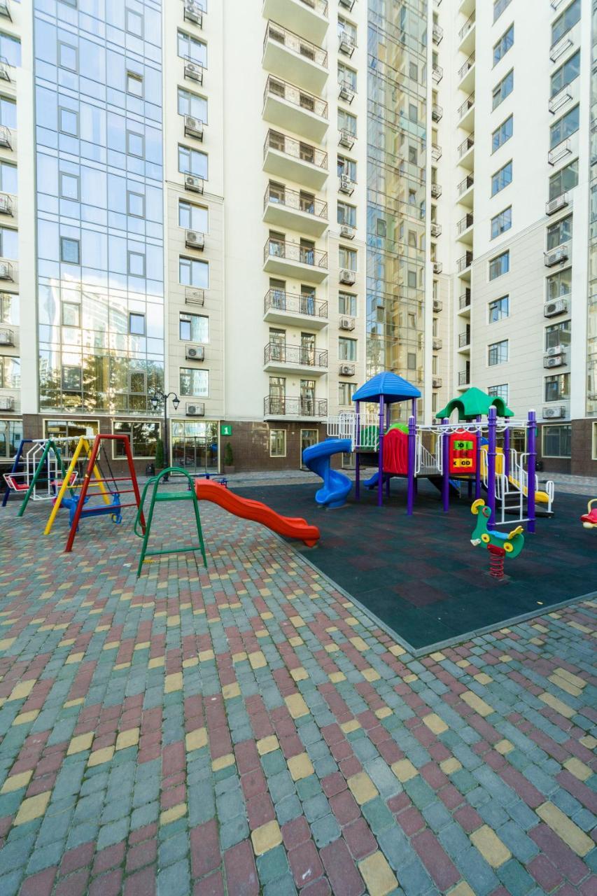 Apartment On Haharinske Plateau 5B โอเดสซา ภายนอก รูปภาพ